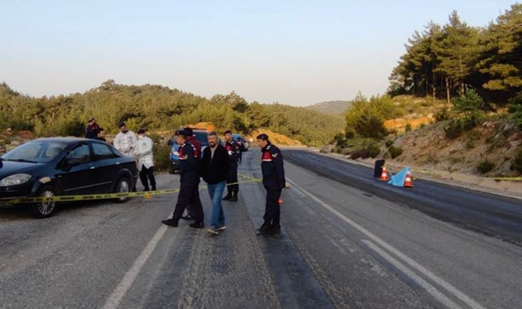 Muğla'da otomobilde 2 kişinin cansız bedeni bulundu