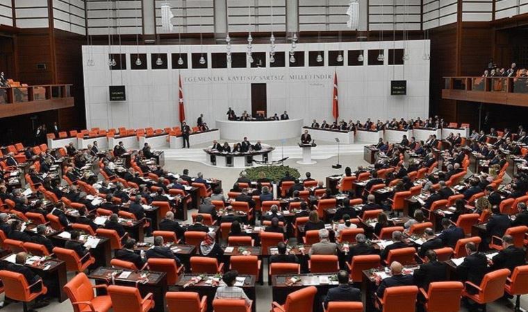 TBMM'de çoklu maaş tartışması: AKP'li Bülent Turan 'Kefil değilim' dedi