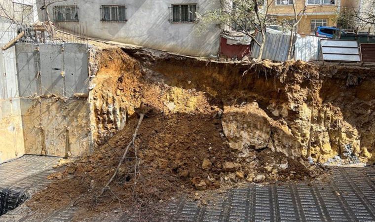 İnşaat yapımı esnasında toprak kaydı, tedbir amaçlı bir bina boşaltıldı