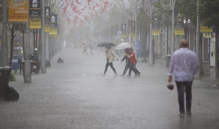 Meteoroloji'den sağanak ve fırtına uyarısı (05 Nisan 2022)