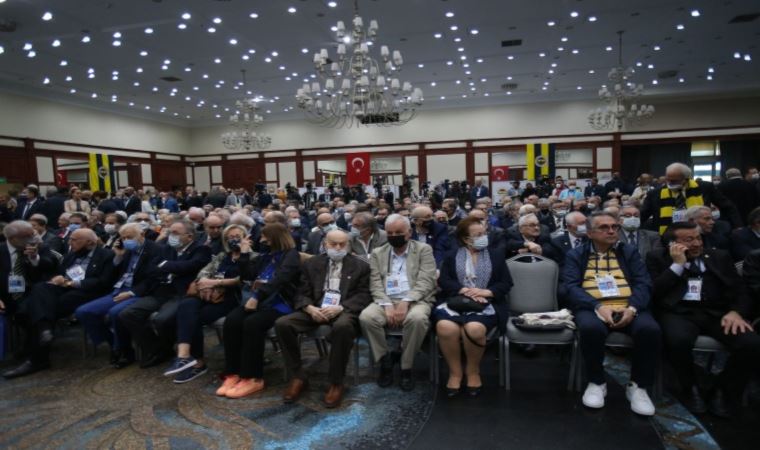 Fenerbahçe Yüksek Divan Kurulu başkanlık seçiminde bir üye fenalık geçirdi (09 Nisan 2022)