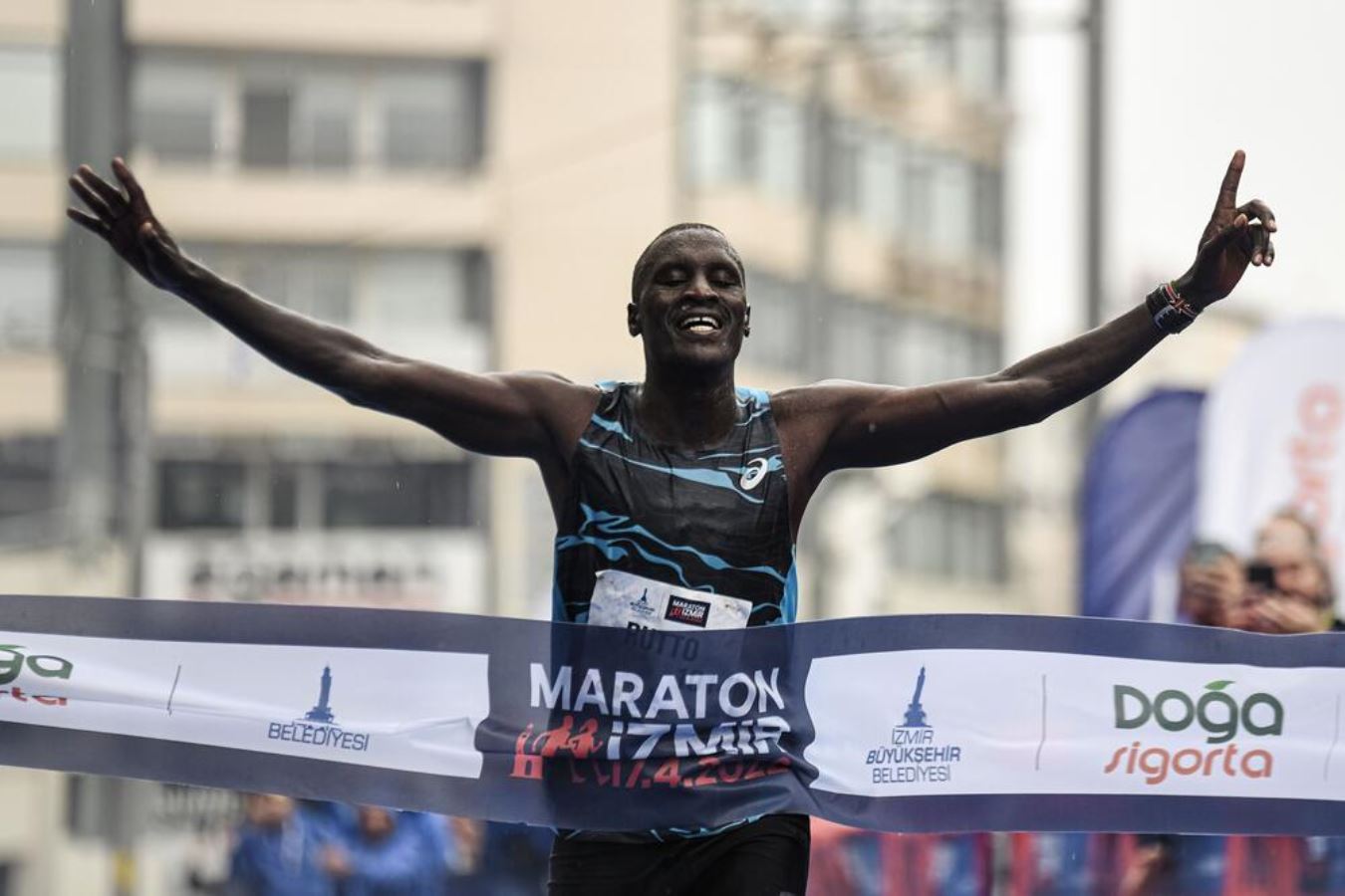 Fotoğraf yarışması sonuçlandı: İşte Maraton İzmir’in en iyi kareleri