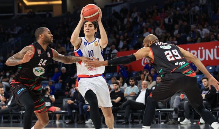 Play-off turunda açılışı Anadolu Efes yaptı!