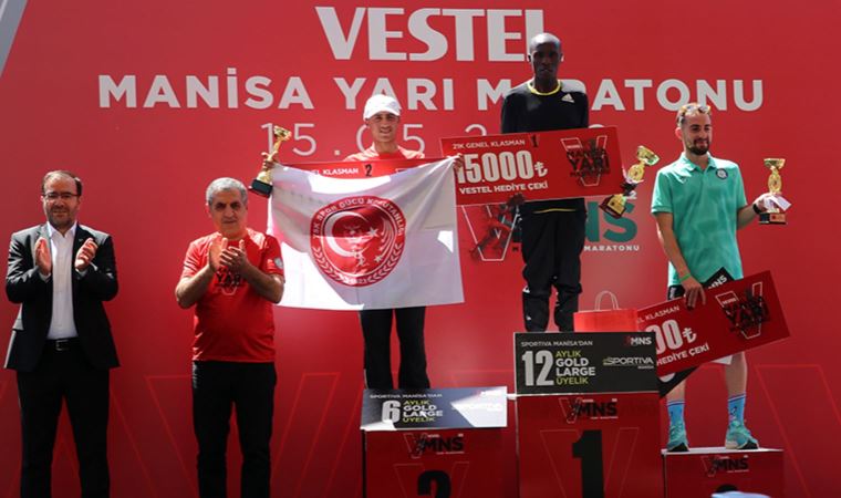 Uluslararası Vestel Manisa Yarı Maratonu koşuldu