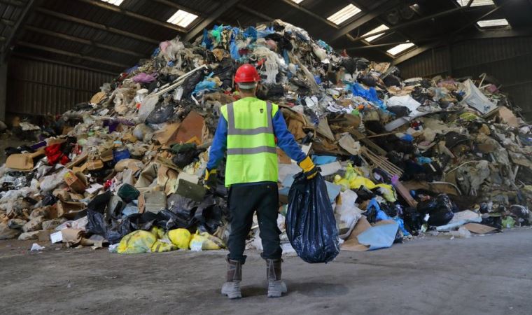 İngiltere'de 'Büyük Plastik Sayımı': On binlerce kişi bir haftada ne kadar plastik tüketildiğini tespit edecek