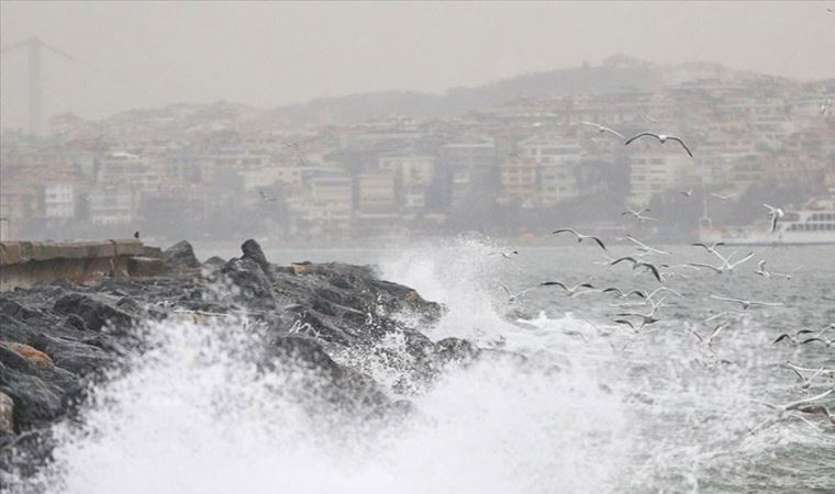 AKOM: 12.00'den 22.00'ye kadar sağanak yağış bekleniyor