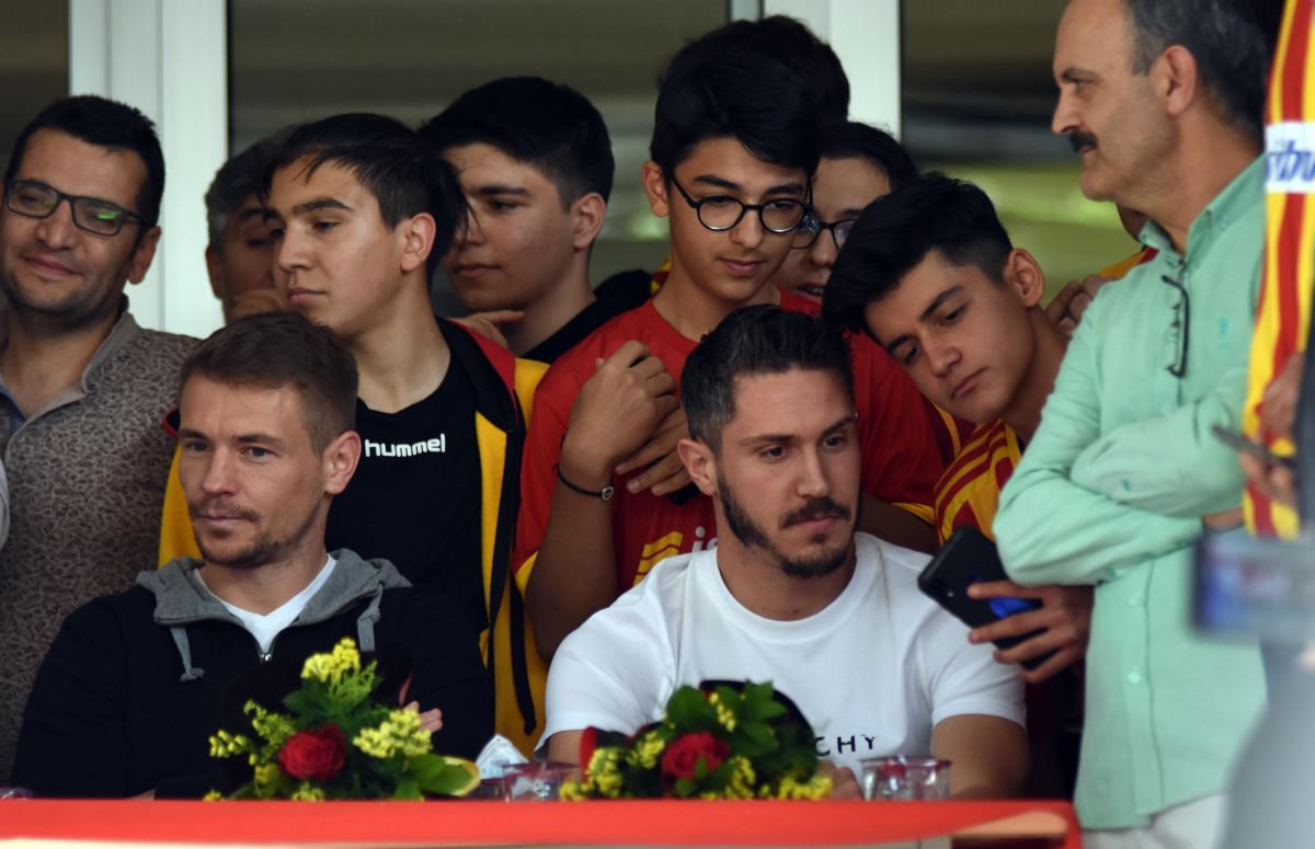 İlhan Parlak: En büyük hayalim Kayserispor formasıyla Türkiye Kupasını kazanmak