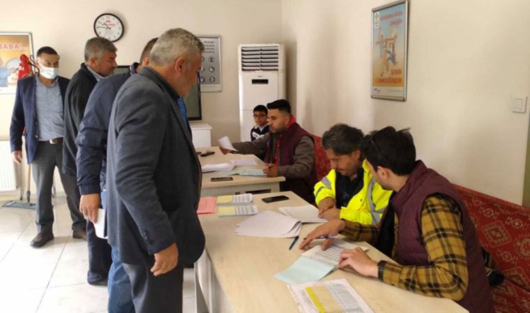 Ankara Büyükşehir çiftçilere sıvı gübre desteğini bayram öncesi tamamladı