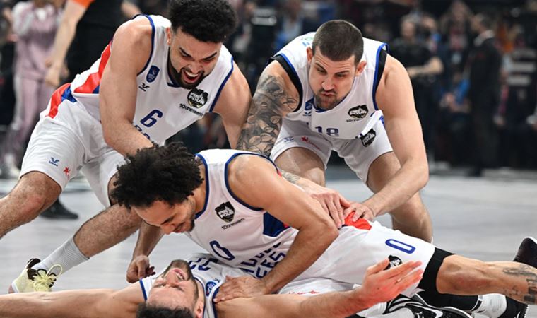 Anadolu Efes, Avrupa'da üst üste ikinci kez zirveye çıkmanın peşinde