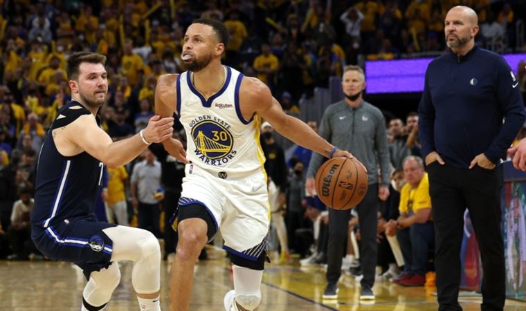 Golden State Warriors, Dallas Mavericks karşısında 2-0 öne geçti