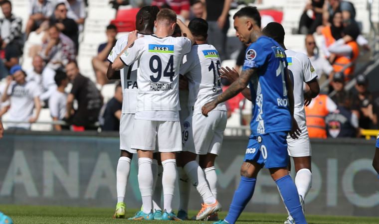 Umut Bozok attı Kasımpaşa rahat kazandı! Altay 2-4 Kasımpaşa