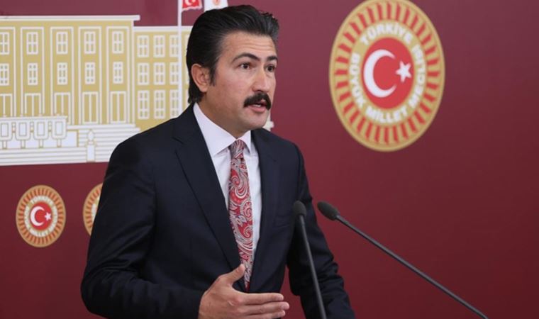 Cahit Özkan görevden alınmıştı: AKP'nin yeni grup başkanvekili Yılmaz Tunç oldu