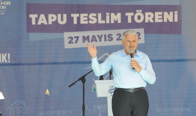 Binali Yıldırım: Sorunu olmayan deliler ve ölülerdir