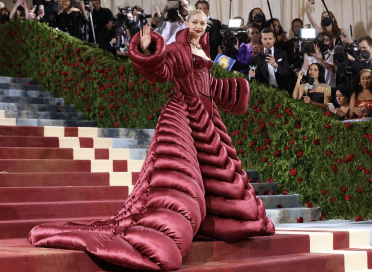 MET Gala Gecesi'nde kırmızı halıdaki kostümler göz kamaştırdı