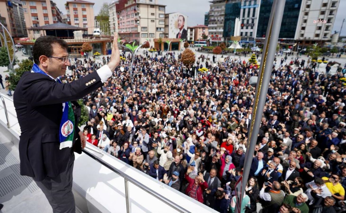 Ekrem İmamoğlu Erdoğan'ın memleketinde: Dikkat çeken görüntüler