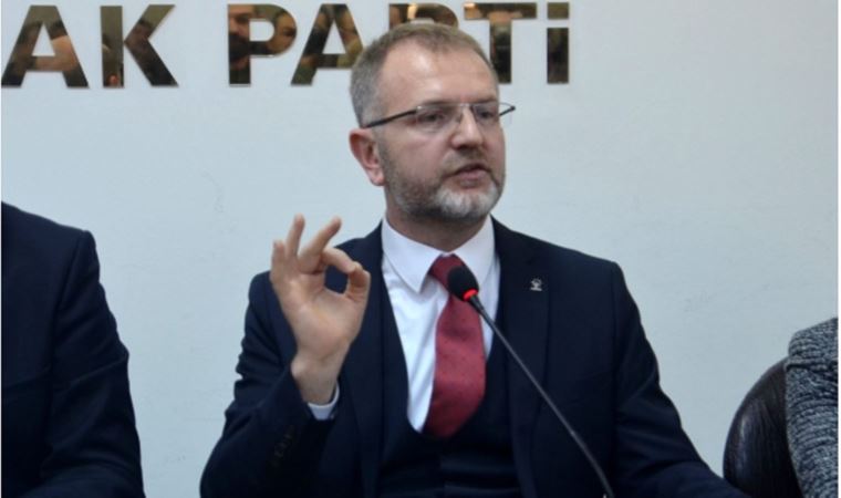 AKP'li başkan bayramlaşmada istifa etti: '2023'e daha enerjik yeni bir başkanla gitmeli'