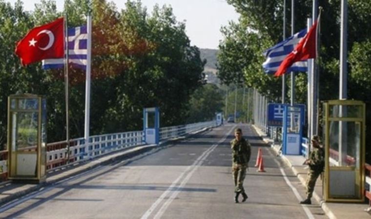 İhraç edilmiş polis ve öğretmenler de aralarında: Kaçmaya çalışan 8 FETÖ şüphelisi yakalandı