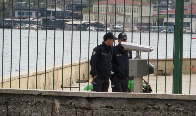 Sahilde fotoğraf çekilirken düştüğü Boğaz'da kayboldu