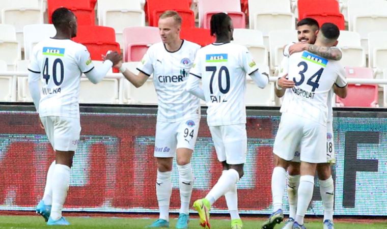 Kasımpaşa'dan 3 gollü galibiyet! Demir Grup Sivasspor: 1 - Kasımpaşa: 3