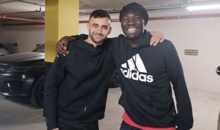 Bafetimbi Gomis'ten Rachid Ghezzal'a doğum günü mesajı