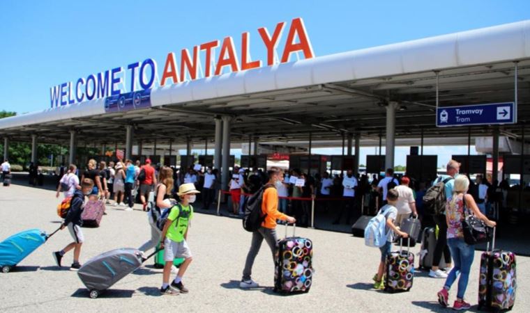 Antalya’ya gelen turist sayısında artış yaşandı