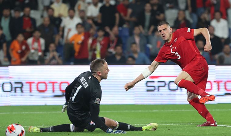 Merih Demiral: Milli formayla oynamak ayrıcalık