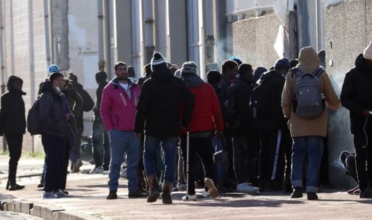 İngiltere'de Yüksek Mahkeme, sığınmacıların Ruanda'ya gönderilebileceğine hükmetti