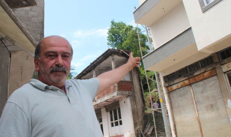 Rize'de fıkra gibi daire: Balkon var, kapı yok!