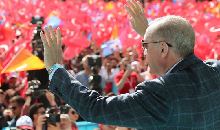 Erdoğan'ın eski doktoru Turhan Çömez: 'AKP huzursuz, Saray'da bile gruplaşmalar var'