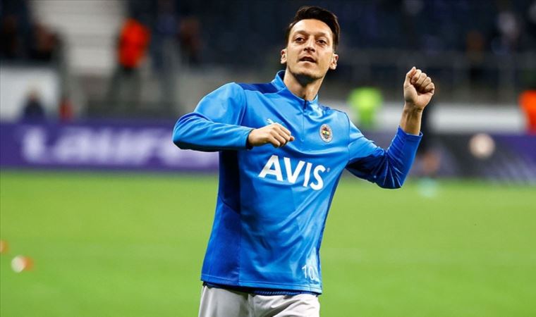 Menajeri Mesut Özil ve İsmail Kartal arasında yaşananları anlattı