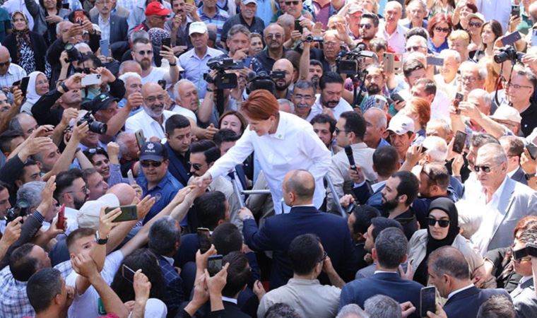 Akşener iktidara sert sözlerle yüklendi: 'Arkalarına bakmadan gidiyorlar' (02 Haziran 2022)