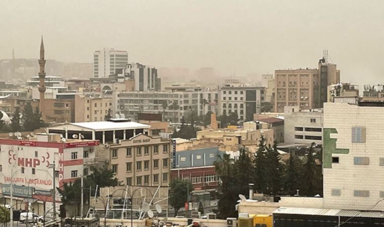 Şanlıurfa'da toz bulutu etkili oldu