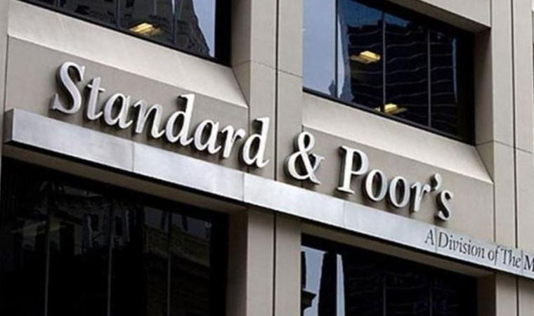 Standard and Poors: 'Türkiye’nin ek sermaye kontrolü getirmesine yönelik risk artıyor'