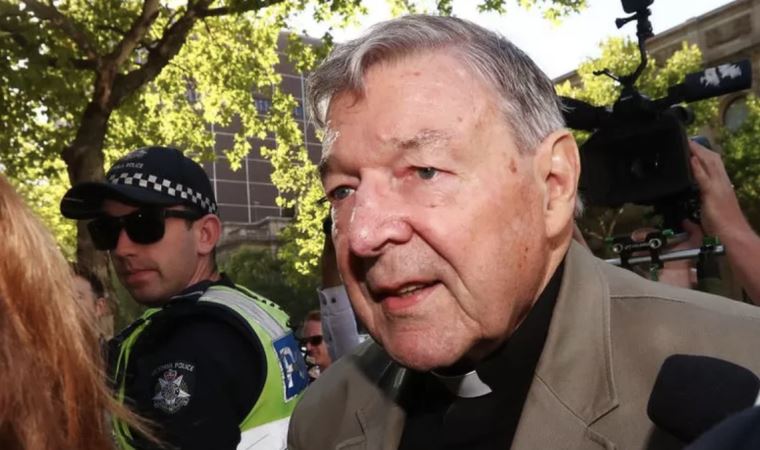 Katolik Kilisesi'nde çocuklara cinsel taciz suçlamasıyla yargılanmış en üst düzey isim olan Kardinal George Pell 81 yaşında öldü