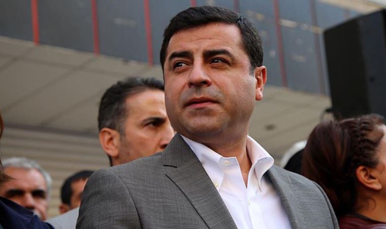 Demirtaş'tan 'seçim' uyarısı: 'Kritik dönemlerde birileri hep sis bombası atar'