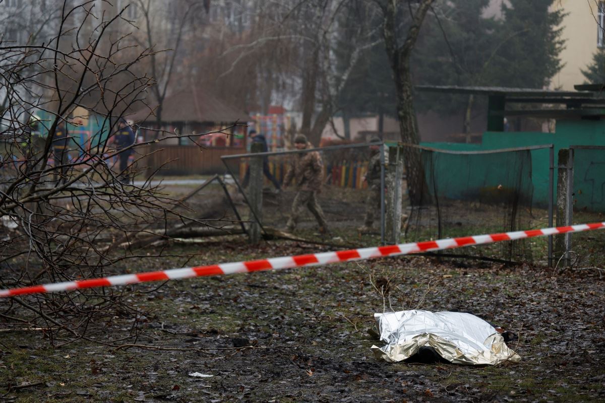 Son Dakika... Ukrayna İçişleri Bakanı Denis Monastırskiy'nin öldüğü helikopter kazasından görüntüler....