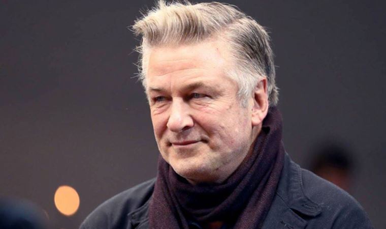 Ünlü aktör Alec Baldwin film setindeki kazada 'kasıtsız adam öldürme' ile suçlanacak