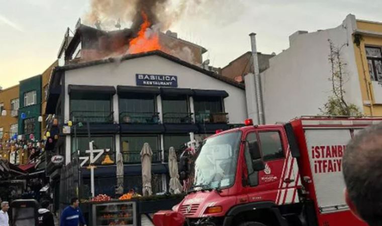 Son Dakika... İstanbul'da restoranda yangın çıktı