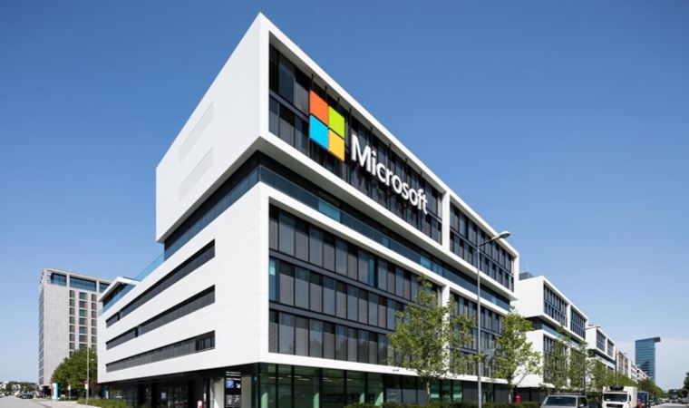 Microsoft's revenue rises at slowest rate since 2016