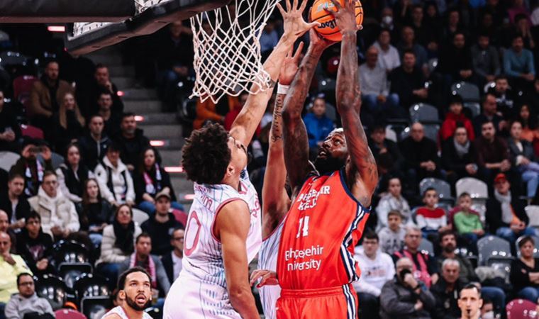 Bahçeşehir Koleji, son 16'daki ilk maçını kaybetti! Telekom Baskets 74-68 Bahçeşehir Koleji