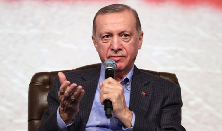 Son Dakika... Erdoğan'dan altılı masaya 'adaylık' yanıtı: Milletim hem aday yapacak hem cumhurbaşkanı