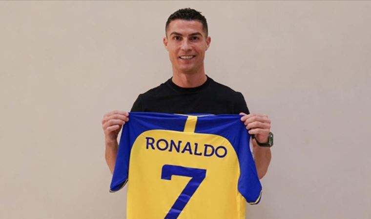 Al Nassr, Cristiano Ronaldo için bugün imza töreni düzenleyecek