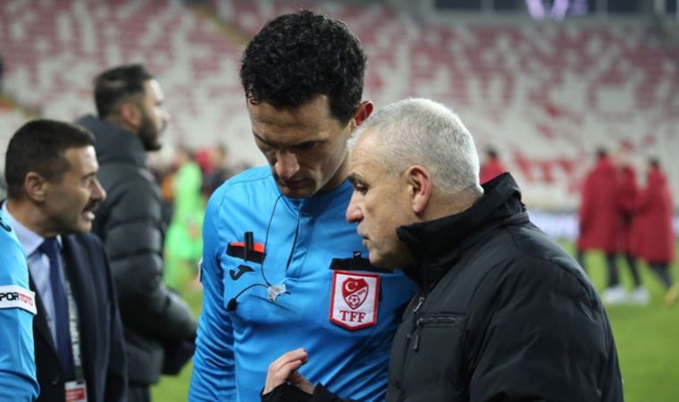 Rıza Çalımbay VAR kayıtlarına isyan etti: 'Sivasspor'a yapılan bir haksızlık'