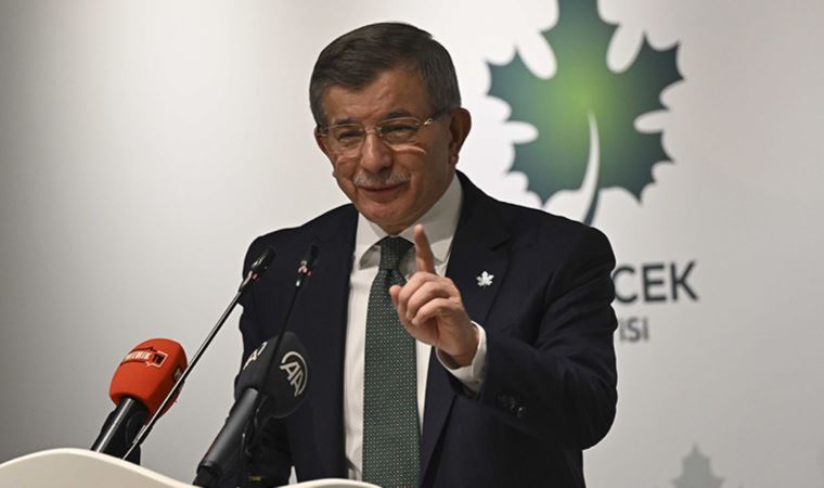 Ahmet Davutoğlu'ndan adaylık çıkışı: Düşman çatlatırcasına şu ana kadar söylemedik