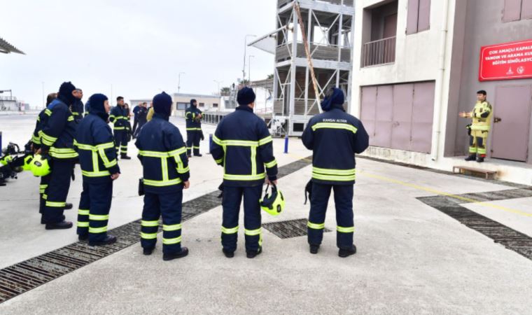 İzmir İtfaiyesi bir yılda 12 bin 500 kişiye eğitim verdi