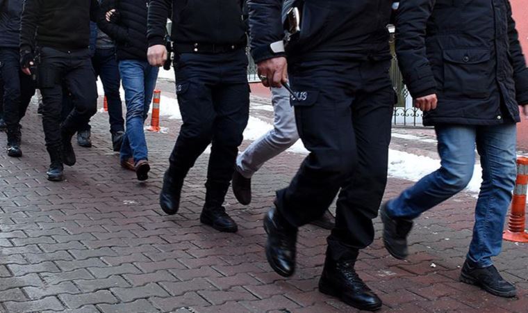 Ankara merkezli 8 ilde sahte sigorta poliçesi düzenleyen 22 kişi yakalandı