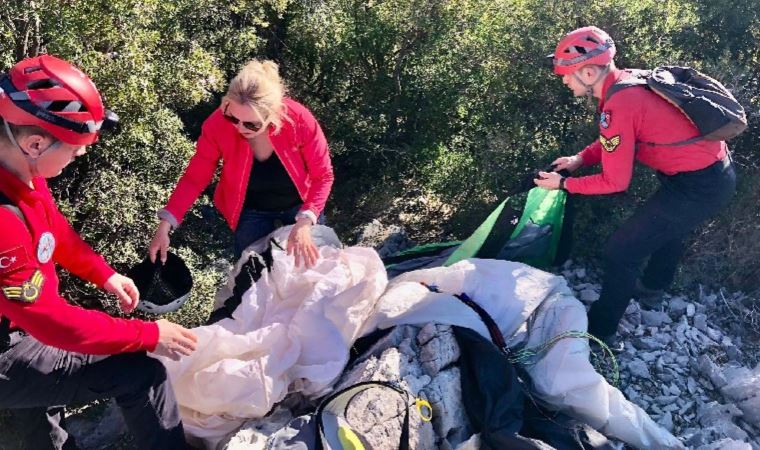 Fethiye'de Rus yamaç paraşütçüsü kurtarıldı