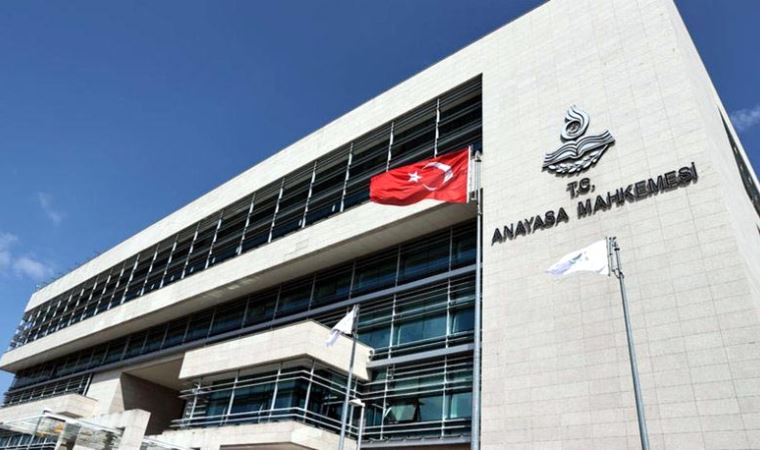 Avukata 'dolandırıcı' diyen sanığa hapis cezasına AYM'den hak ihlali kararı