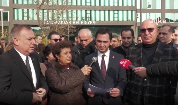 AKP’li Üsküdar Belediyesi’nde gayrimenkullere ilişkin yetkilerin belediye encümenine devredilmesi protesto edildi