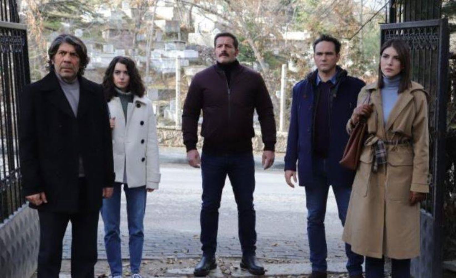 TV yayın akışı 8 Ocak Pazar! Hangi kanalda ne var, günün filmleri ve dizileri neler?